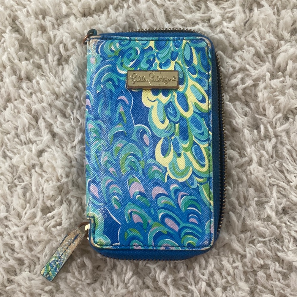 Used Lilly pulitzer wallet
